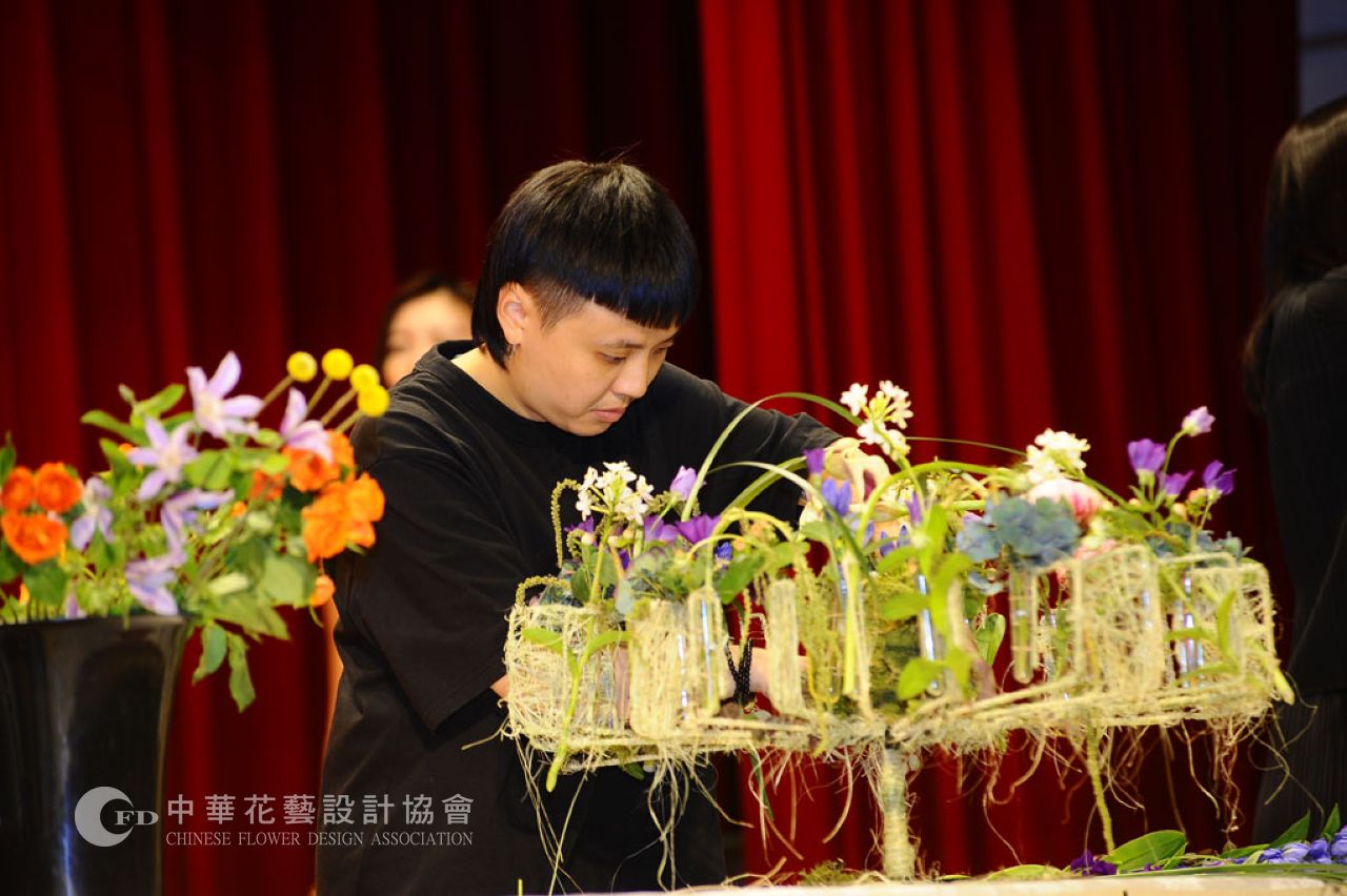 中華花藝設計協會  相簿：2019秋想 - 秋季插花花藝表演會